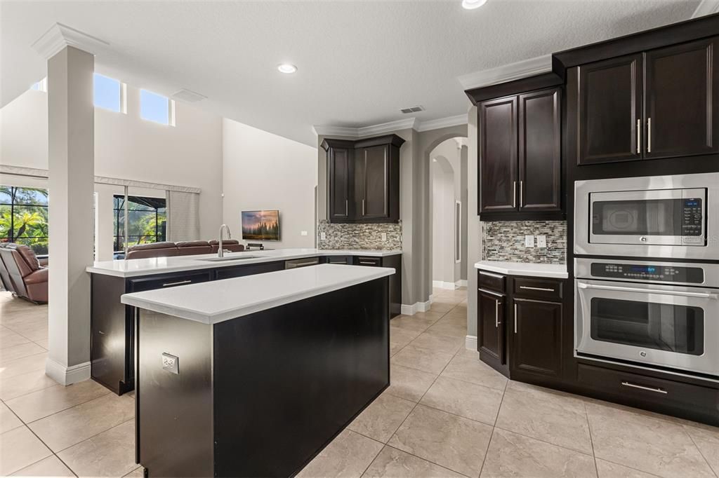 For Sale: $989,000 (4 beds, 3 baths, 3529 Square Feet)