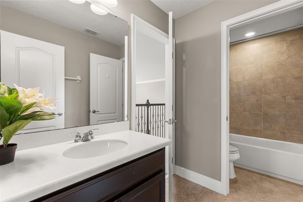 For Sale: $989,000 (4 beds, 3 baths, 3529 Square Feet)