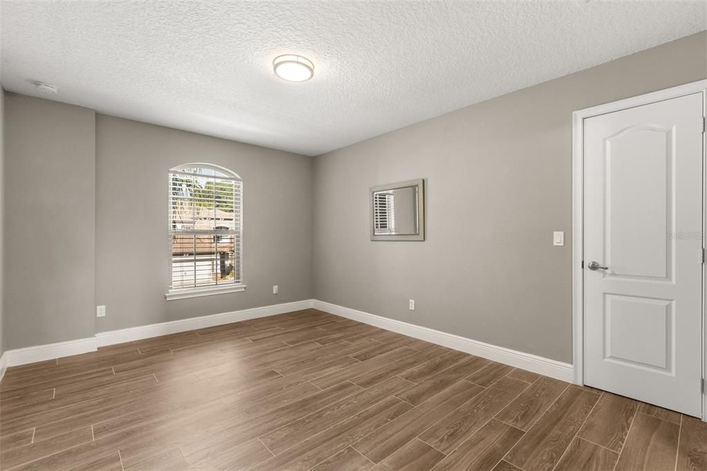 For Sale: $989,000 (4 beds, 3 baths, 3529 Square Feet)
