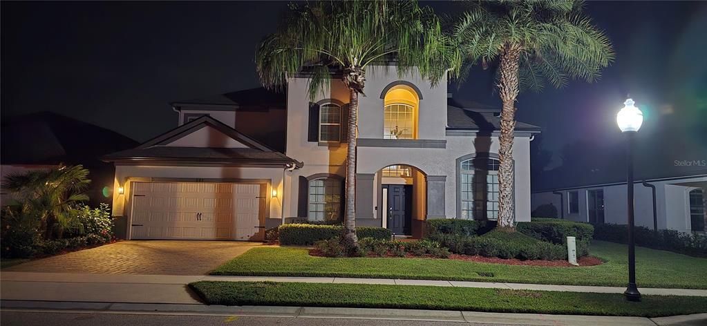 For Sale: $989,000 (4 beds, 3 baths, 3529 Square Feet)