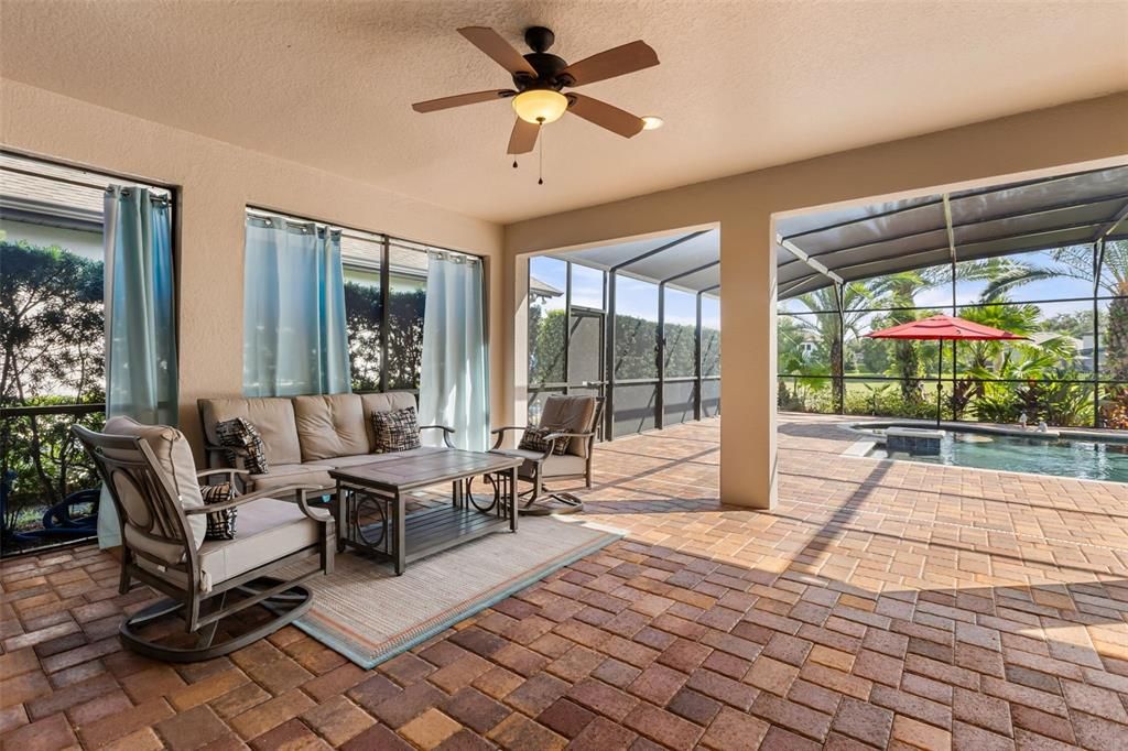 For Sale: $989,000 (4 beds, 3 baths, 3529 Square Feet)