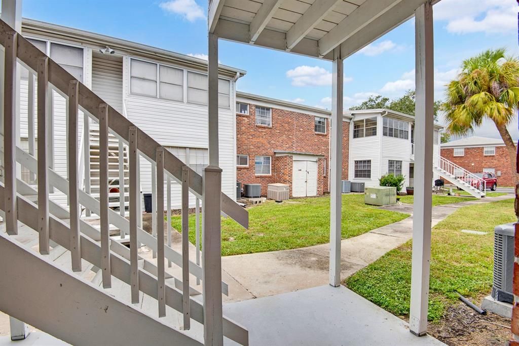 En Venta: $93,500 (2 camas, 1 baños, 851 Pies cuadrados)