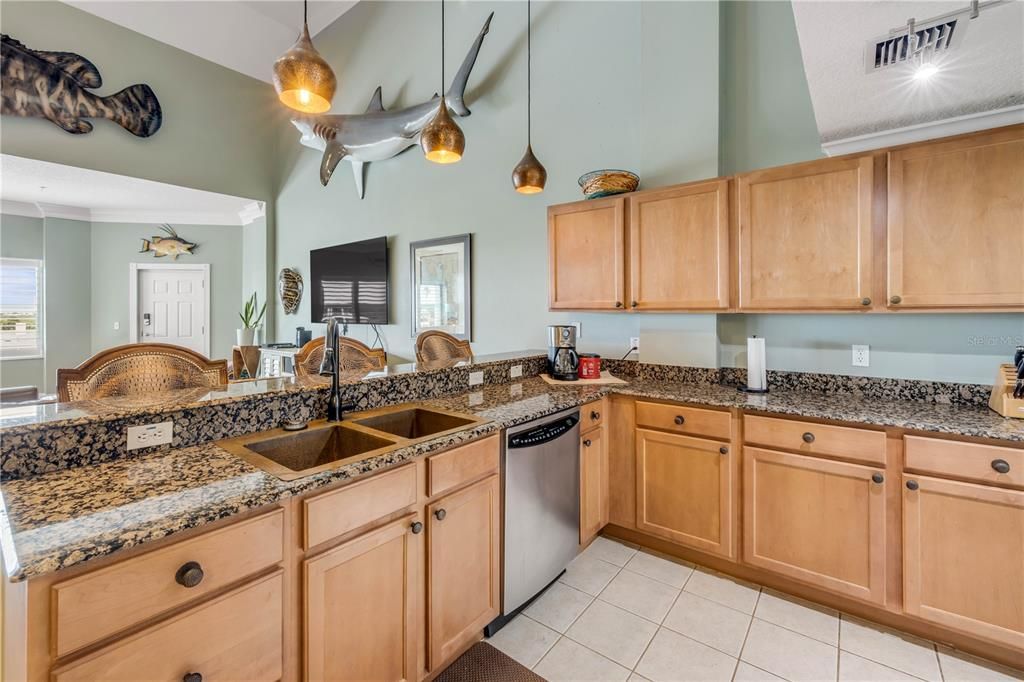 En Venta: $1,425,000 (3 camas, 3 baños, 2409 Pies cuadrados)