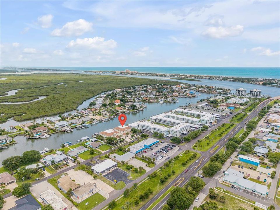 En Venta: $1,425,000 (3 camas, 3 baños, 2409 Pies cuadrados)