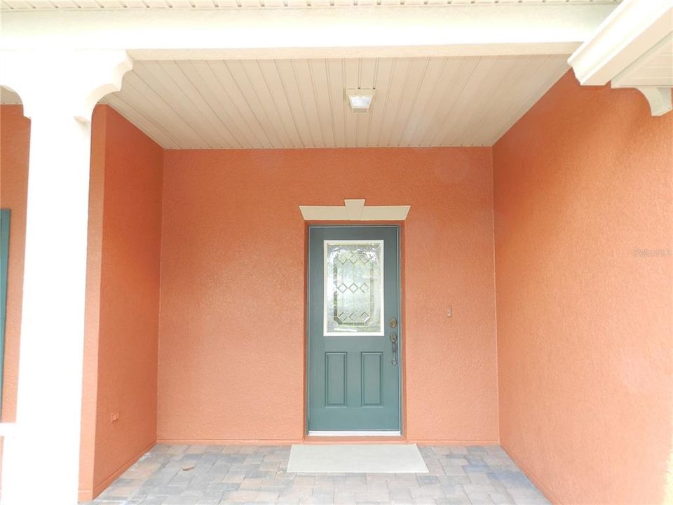 For Sale: $320,000 (2 beds, 2 baths, 1574 Square Feet)