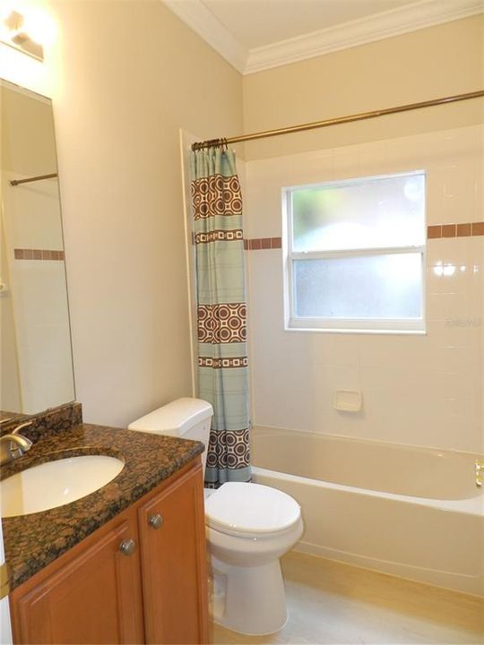For Sale: $320,000 (2 beds, 2 baths, 1574 Square Feet)