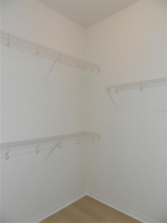 For Sale: $320,000 (2 beds, 2 baths, 1574 Square Feet)