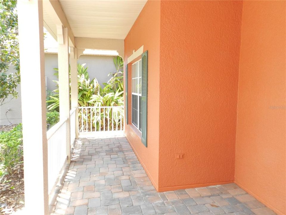 For Sale: $320,000 (2 beds, 2 baths, 1574 Square Feet)