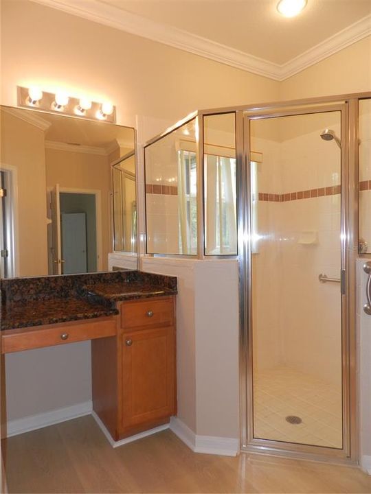 For Sale: $320,000 (2 beds, 2 baths, 1574 Square Feet)