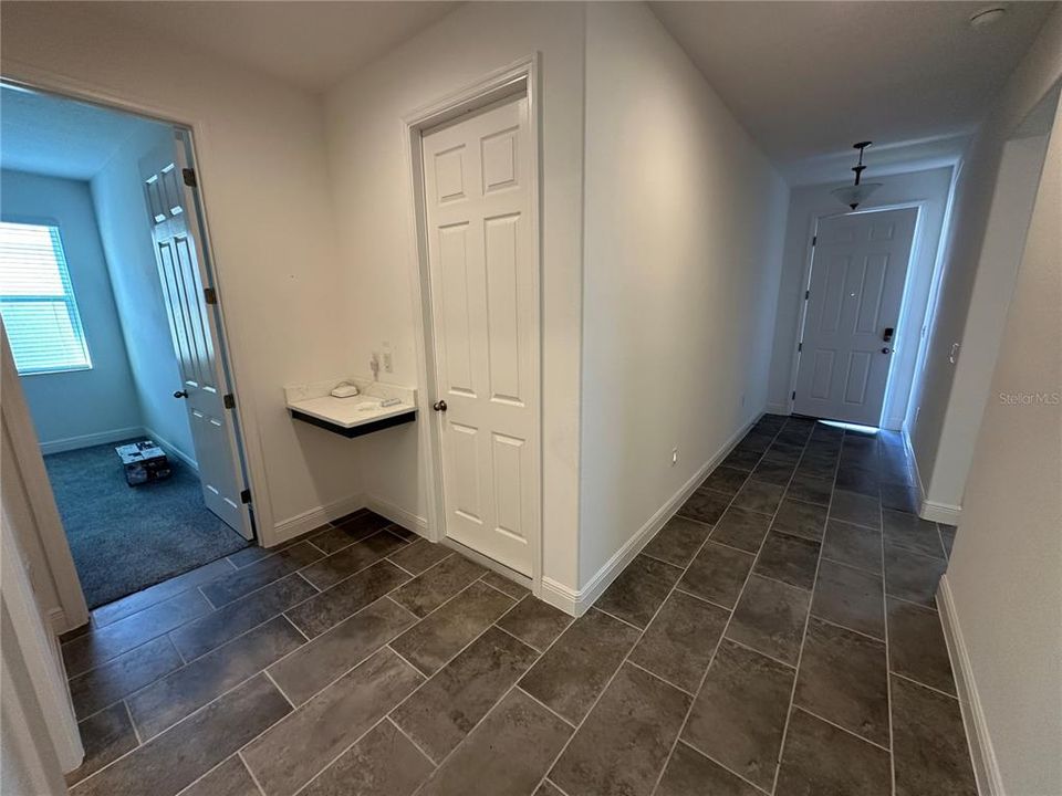 For Rent: $2,700 (4 beds, 2 baths, 2094 Square Feet)