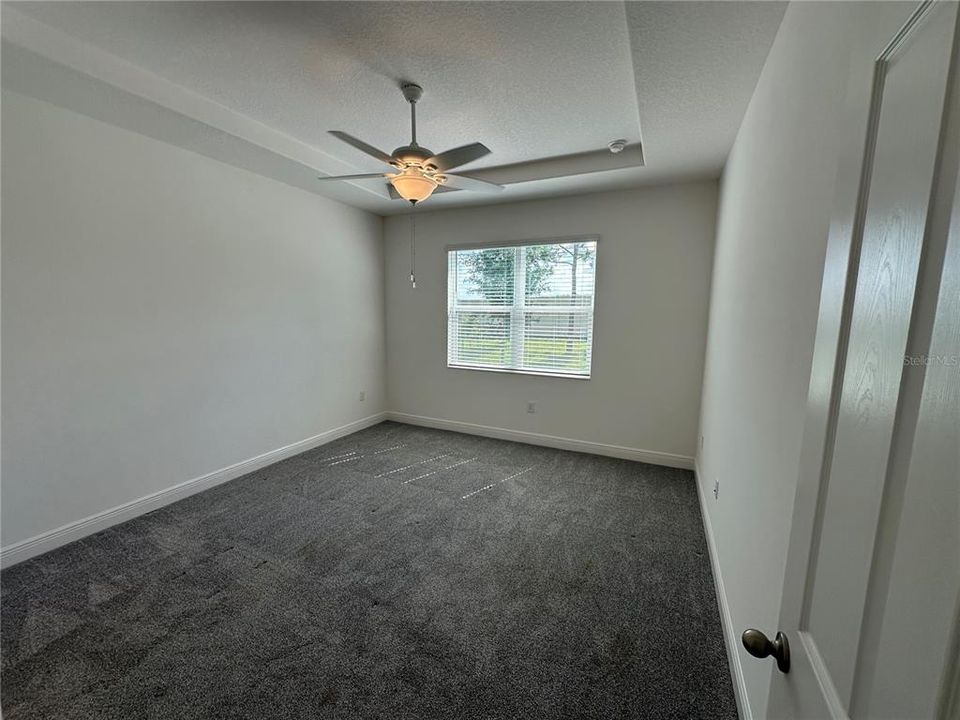 For Rent: $2,700 (4 beds, 2 baths, 2094 Square Feet)