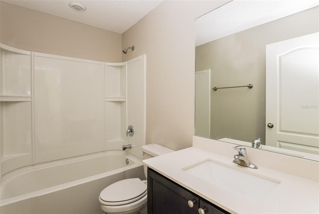 For Rent: $1,730 (3 beds, 2 baths, 1463 Square Feet)