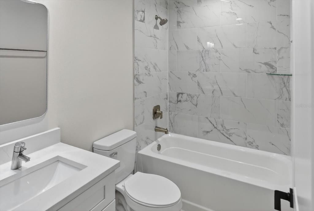 En Venta: $310,000 (3 camas, 2 baños, 1270 Pies cuadrados)