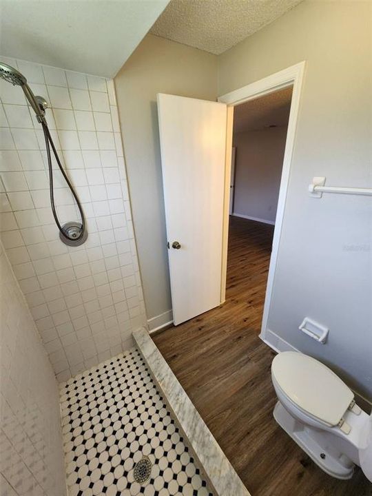 For Rent: $1,750 (3 beds, 2 baths, 1325 Square Feet)