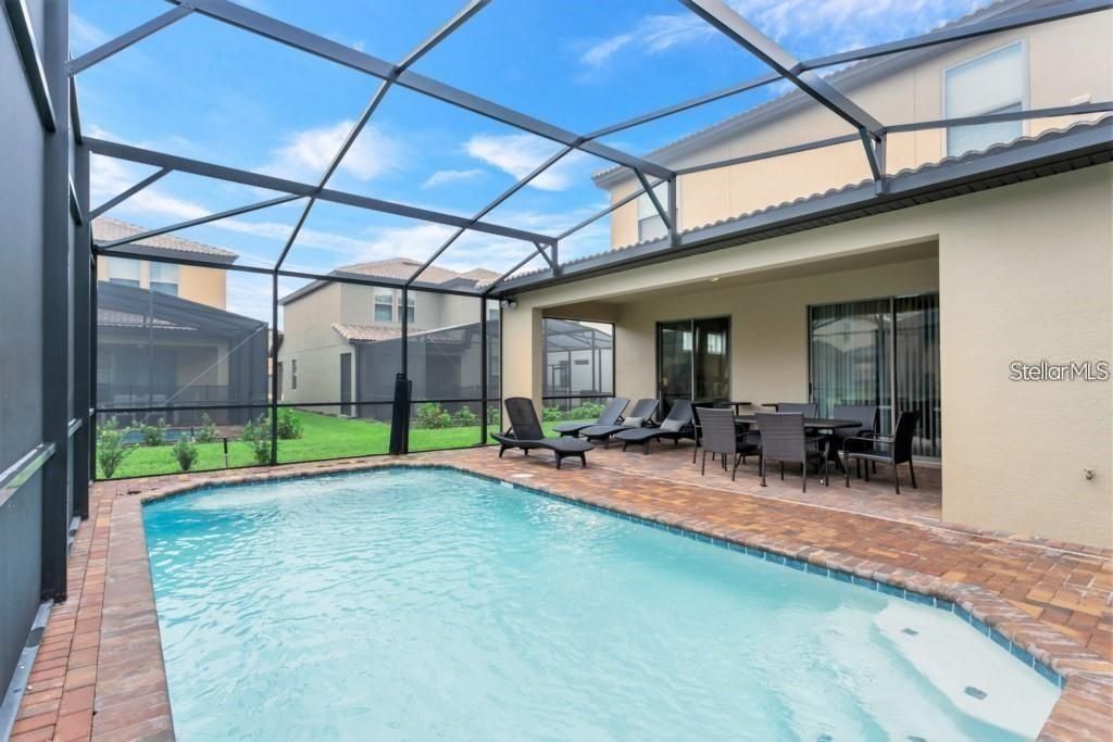 En Venta: $408,000 (5 camas, 5 baños, 2622 Pies cuadrados)
