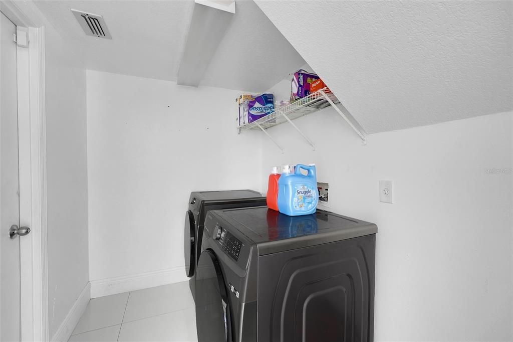 В аренду: $3,500 (4 спален, 2 ванн, 2140 Квадратных фут)