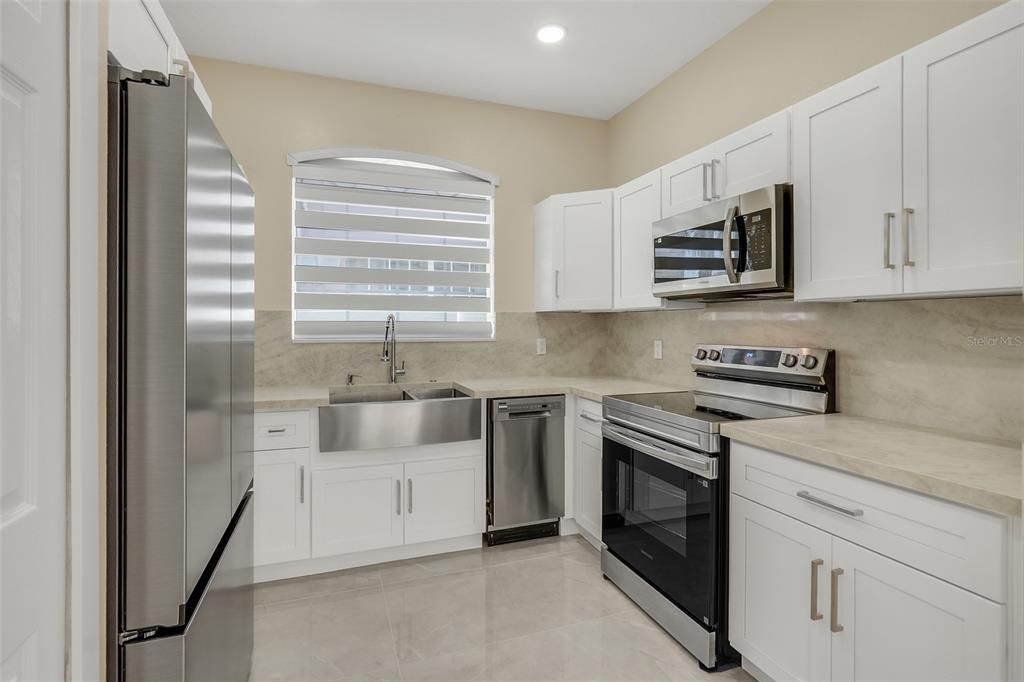 For Rent: $2,600 (3 beds, 2 baths, 1423 Square Feet)