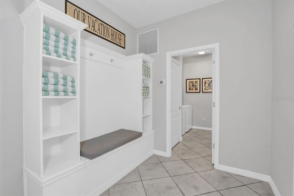 For Sale: $699,000 (8 beds, 6 baths, 4034 Square Feet)