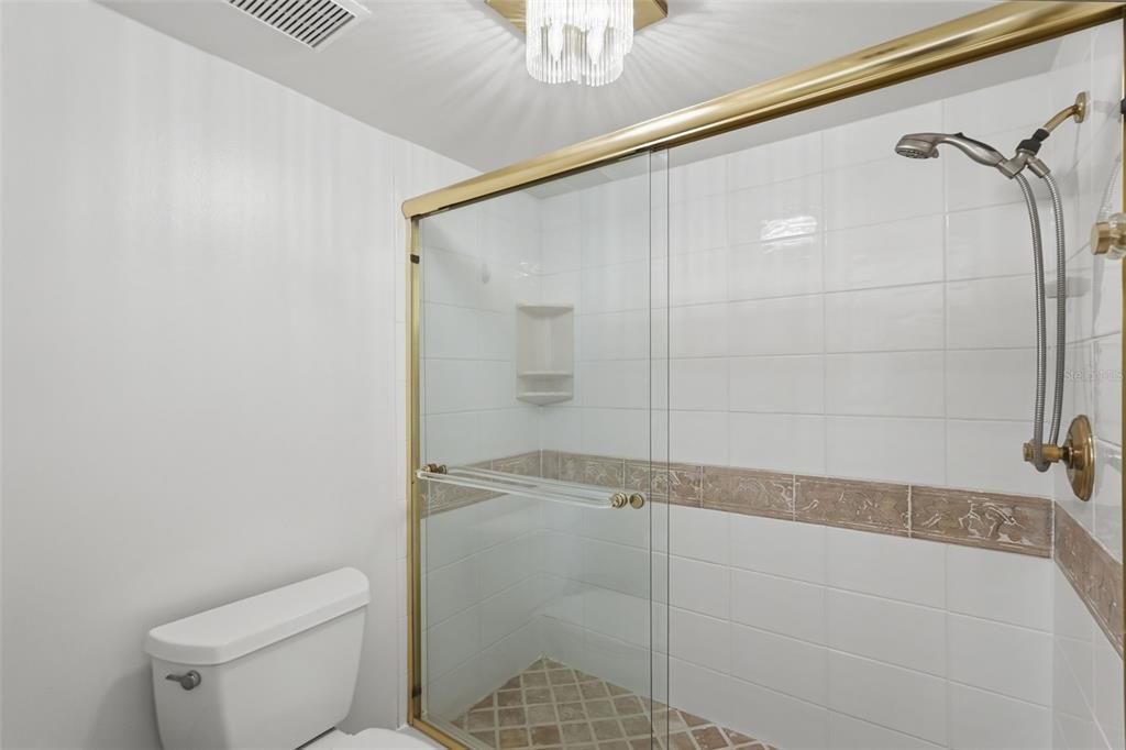 На продажу: $699,900 (3 спален, 2 ванн, 1670 Квадратных фут)
