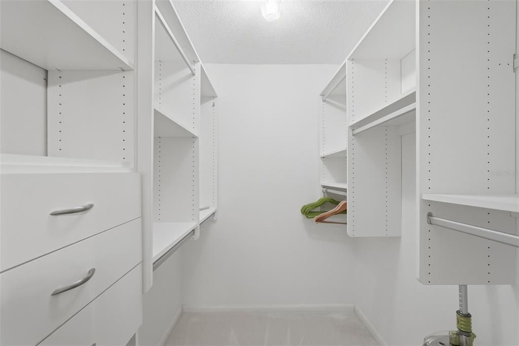 На продажу: $699,900 (3 спален, 2 ванн, 1670 Квадратных фут)