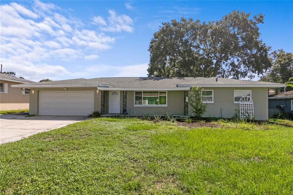 En Venta: $449,000 (3 camas, 2 baños, 1380 Pies cuadrados)