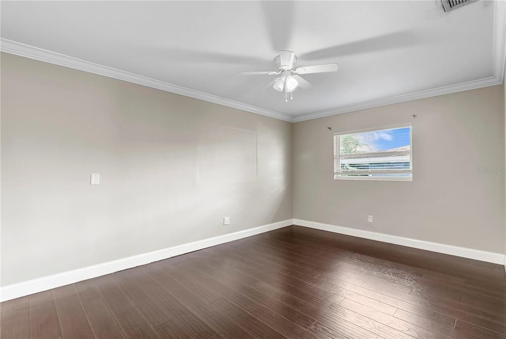 En Venta: $449,000 (3 camas, 2 baños, 1380 Pies cuadrados)