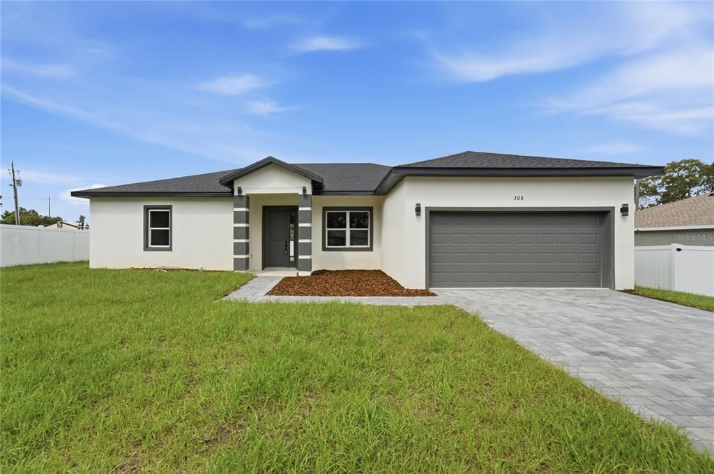 For Sale: $335,000 (4 beds, 3 baths, 1870 Square Feet)