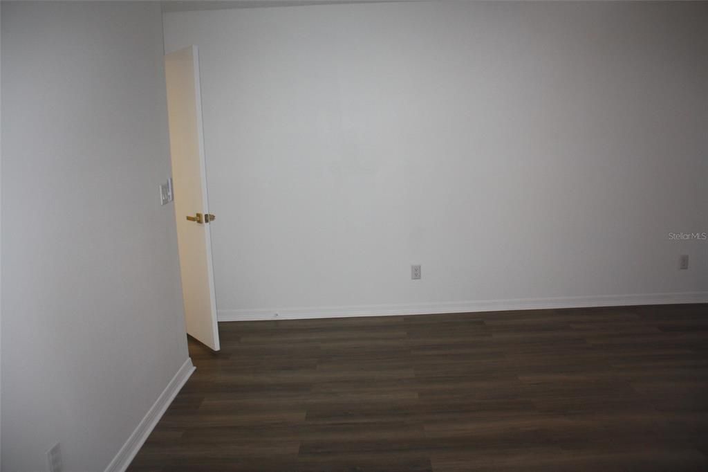For Sale: $360,000 (3 beds, 2 baths, 2377 Square Feet)