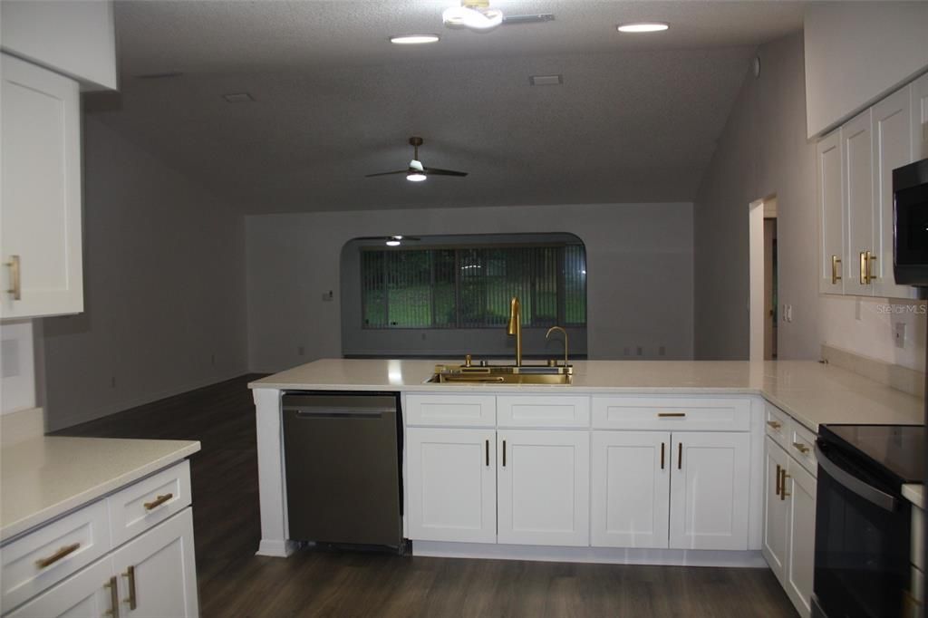 For Sale: $360,000 (3 beds, 2 baths, 2377 Square Feet)
