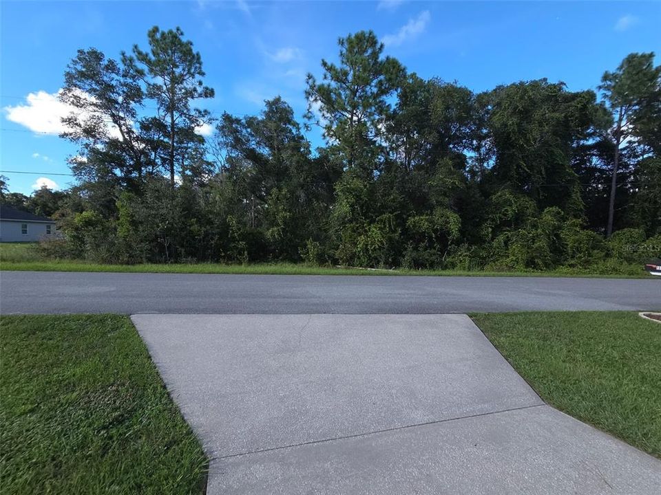 На продажу: $99,000 (1.20 acres)