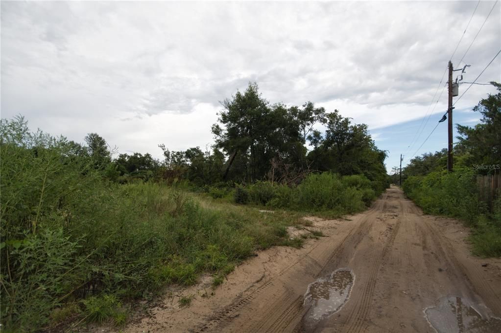 待售: $14,000 (0.19 acres)