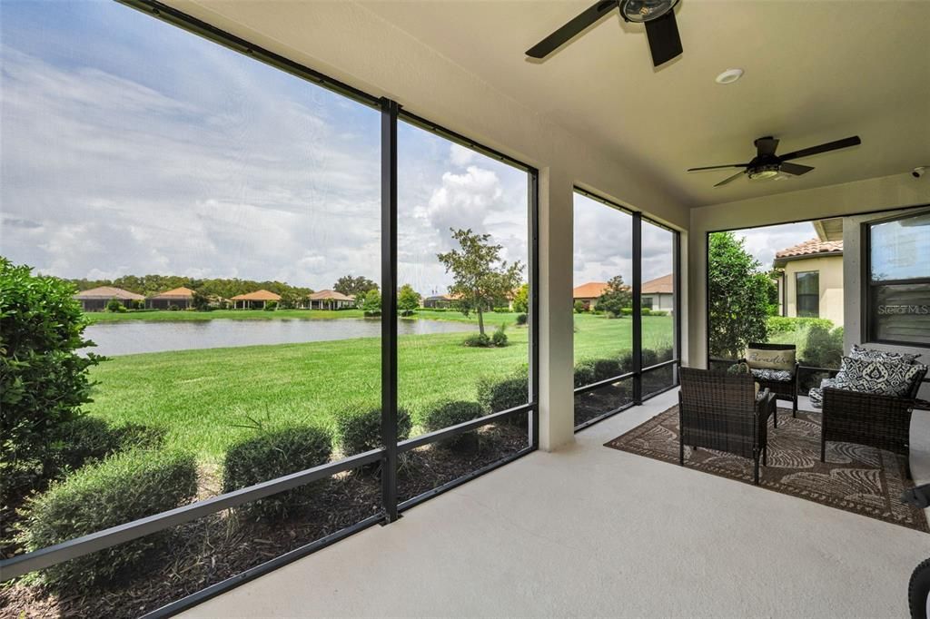 En Venta: $734,900 (3 camas, 2 baños, 2140 Pies cuadrados)