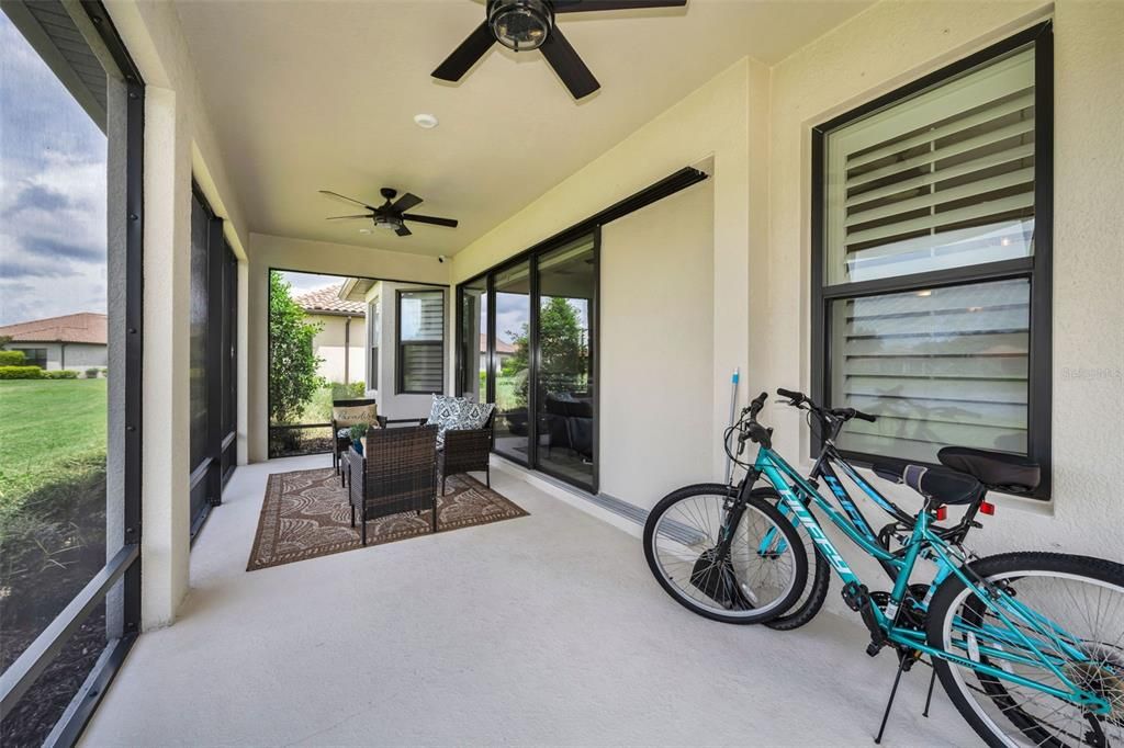 En Venta: $734,900 (3 camas, 2 baños, 2140 Pies cuadrados)