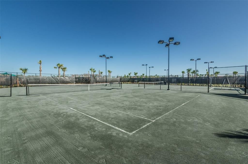 En Venta: $734,900 (3 camas, 2 baños, 2140 Pies cuadrados)