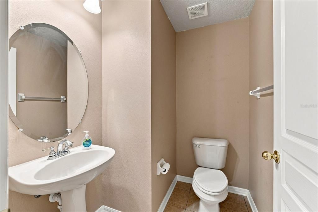 For Sale: $669,000 (4 beds, 3 baths, 3070 Square Feet)