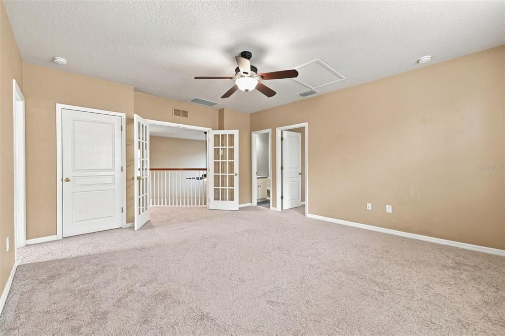 For Sale: $669,000 (4 beds, 3 baths, 3070 Square Feet)