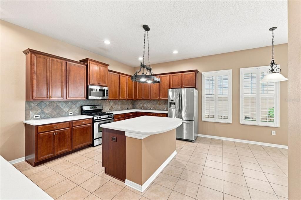 For Sale: $669,000 (4 beds, 3 baths, 3070 Square Feet)