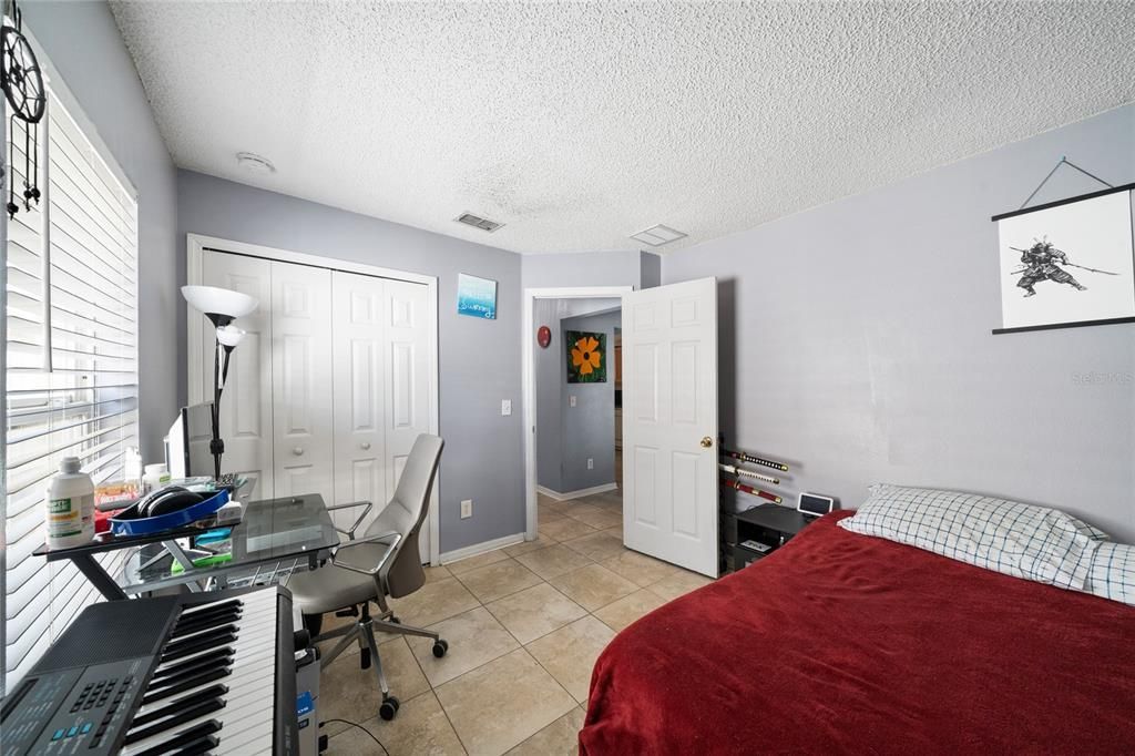 For Sale: $335,000 (3 beds, 2 baths, 1330 Square Feet)