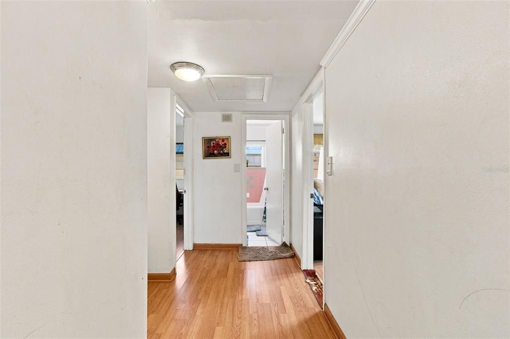 На продажу: $364,999 (4 спален, 2 ванн, 2027 Квадратных фут)