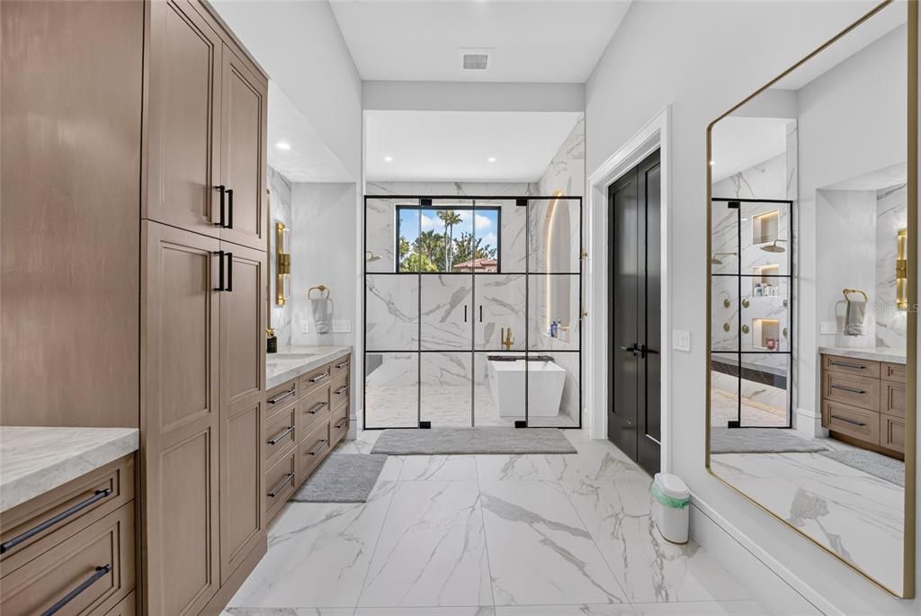 For Sale: $4,450,000 (4 beds, 4 baths, 5386 Square Feet)