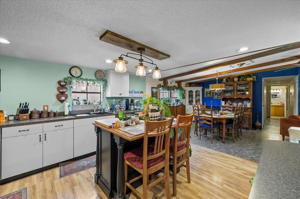 For Sale: $235,000 (4 beds, 2 baths, 1485 Square Feet)
