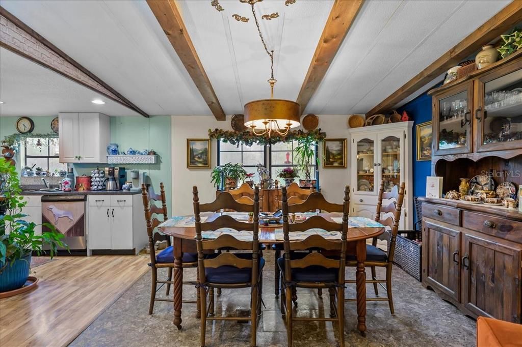 For Sale: $235,000 (4 beds, 2 baths, 1485 Square Feet)