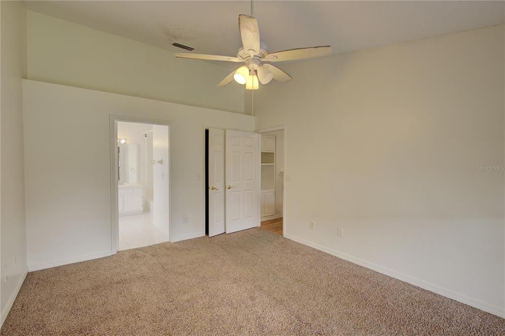 For Sale: $399,000 (4 beds, 2 baths, 1543 Square Feet)