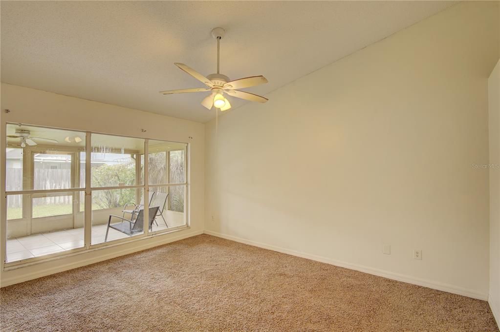 For Sale: $399,000 (4 beds, 2 baths, 1543 Square Feet)