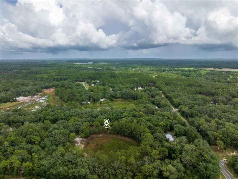 待售: $127,500 (1.47 acres)
