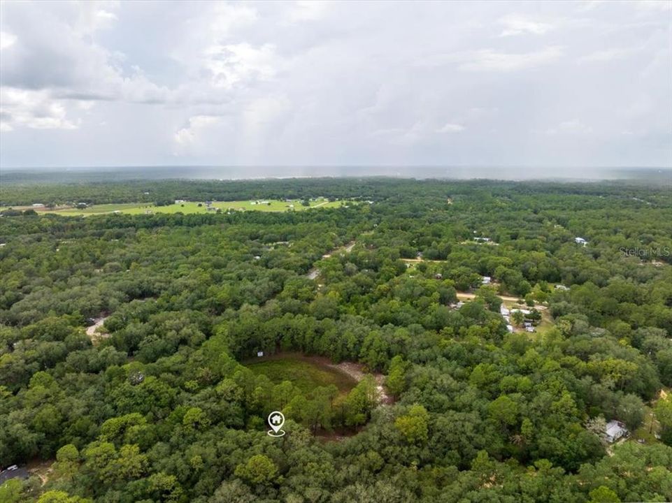 待售: $127,500 (1.47 acres)