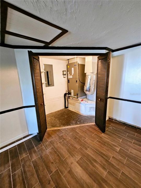 For Sale: $700,000 (4 beds, 3 baths, 3174 Square Feet)