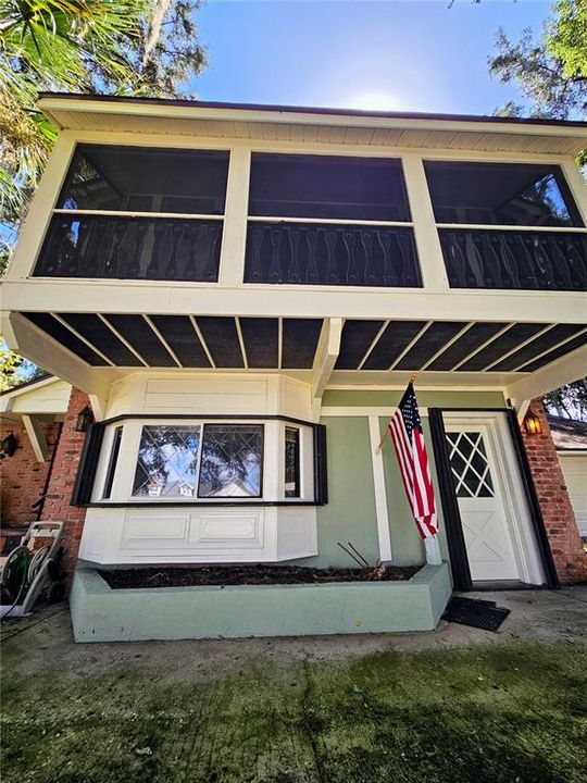 For Sale: $700,000 (4 beds, 3 baths, 3174 Square Feet)