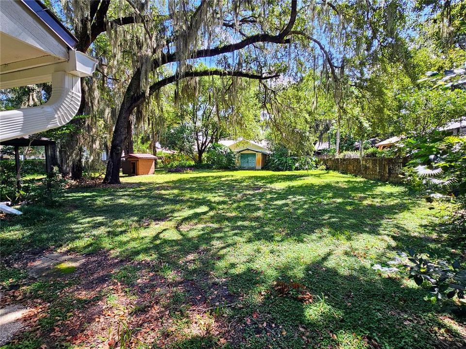 For Sale: $700,000 (4 beds, 3 baths, 3174 Square Feet)