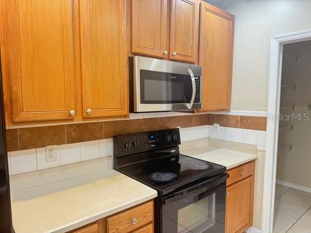 В аренду: $2,250 (3 спален, 2 ванн, 1452 Квадратных фут)
